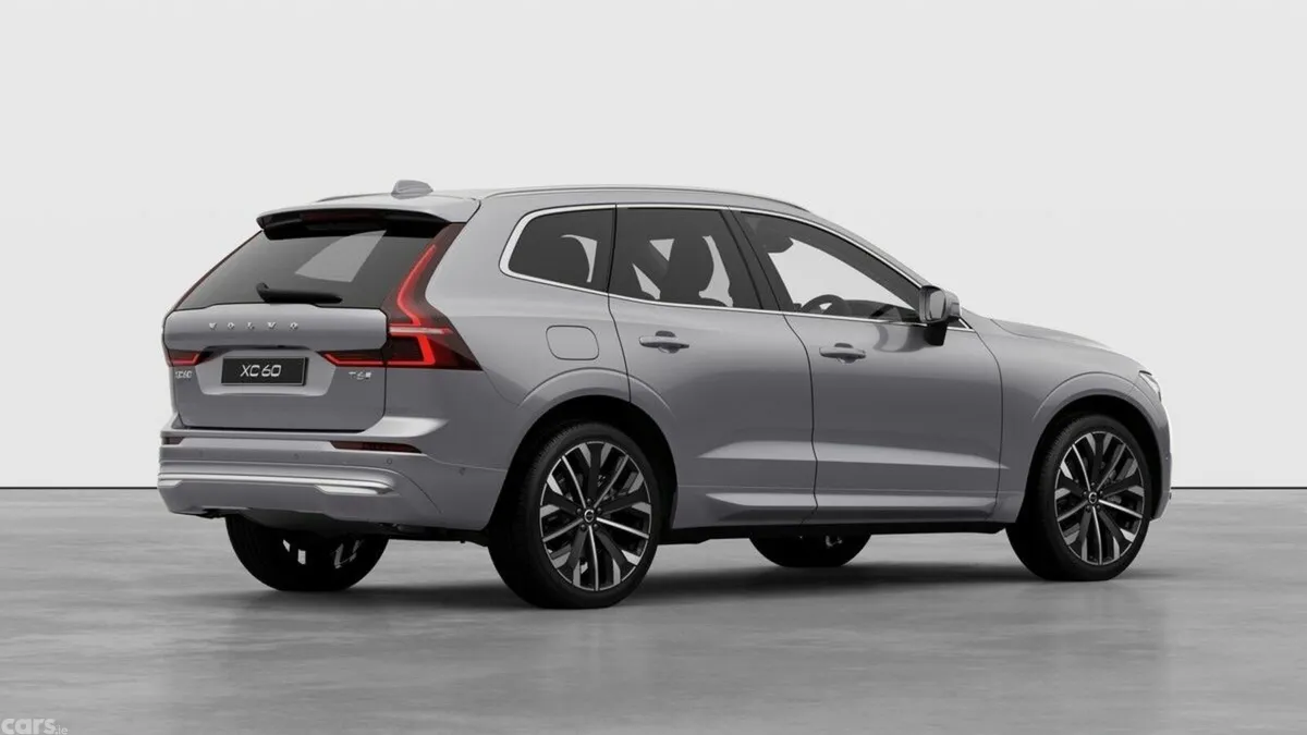 Volvo XC60 Hatchback, Petrol Plug-in Hybrid, 2027, Silver