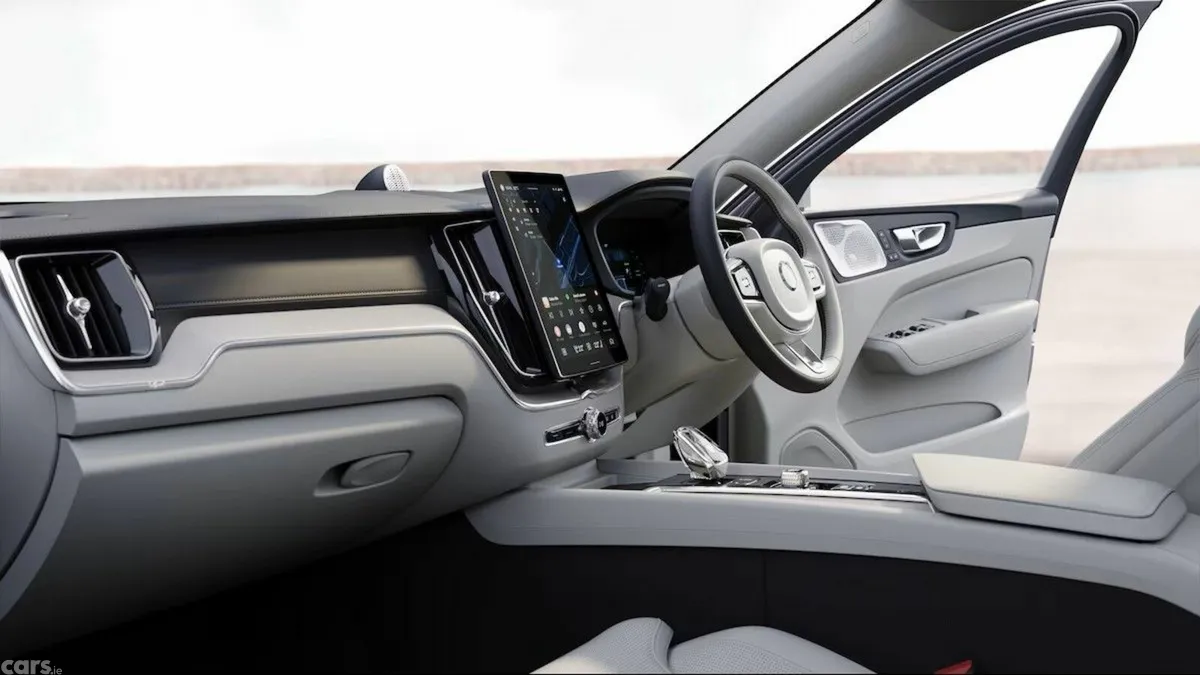 Volvo XC60 Hatchback, Petrol Plug-in Hybrid, 2027, Silver