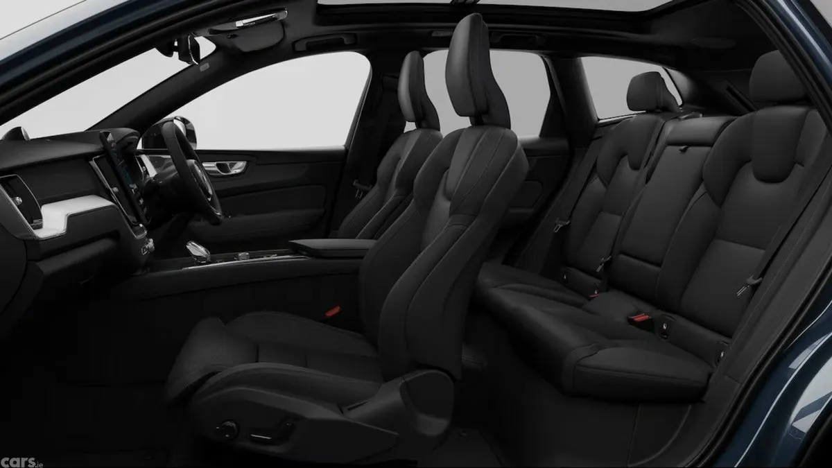 Volvo XC60 Hatchback, Petrol Plug-in Hybrid, 2027, White