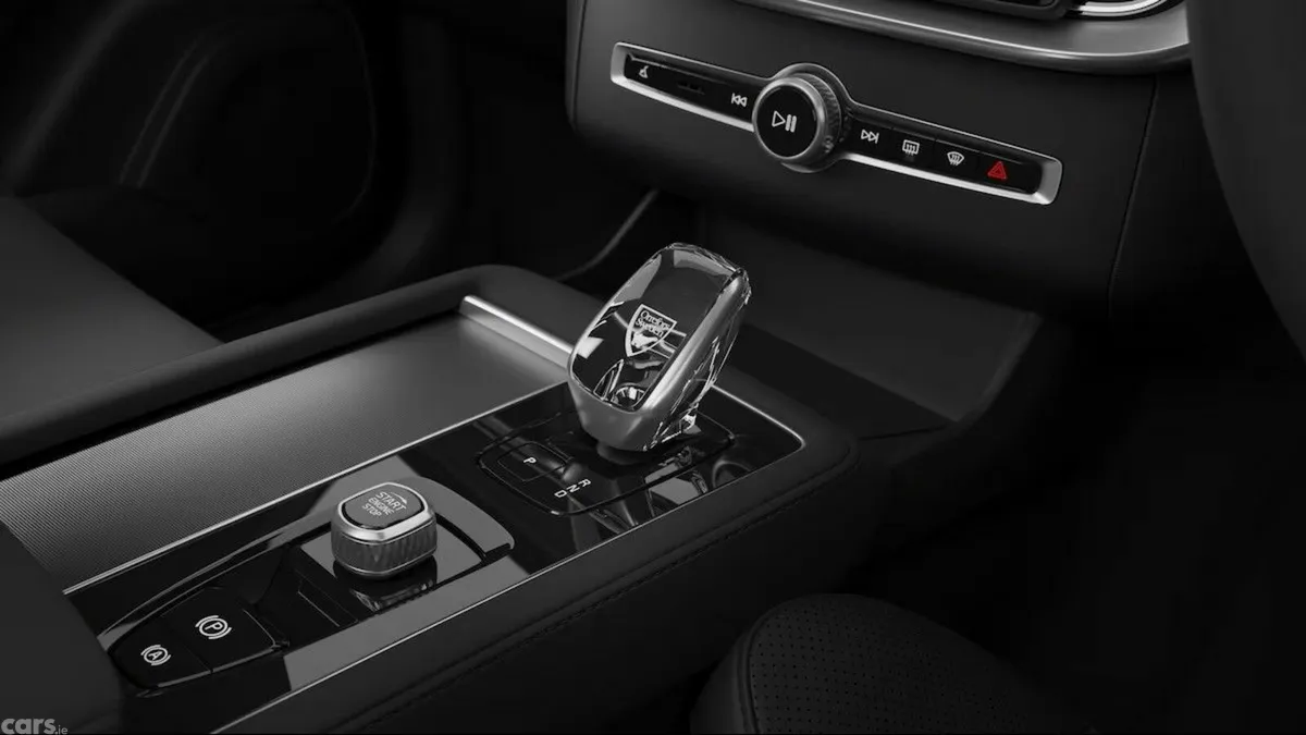 Volvo XC90 Hatchback, Petrol Plug-in Hybrid, 2027, Black