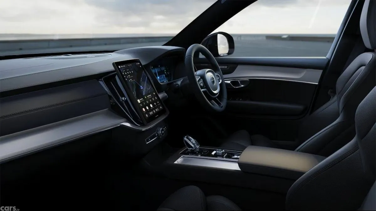 Volvo XC90 Hatchback, Petrol Plug-in Hybrid, 2027, Black
