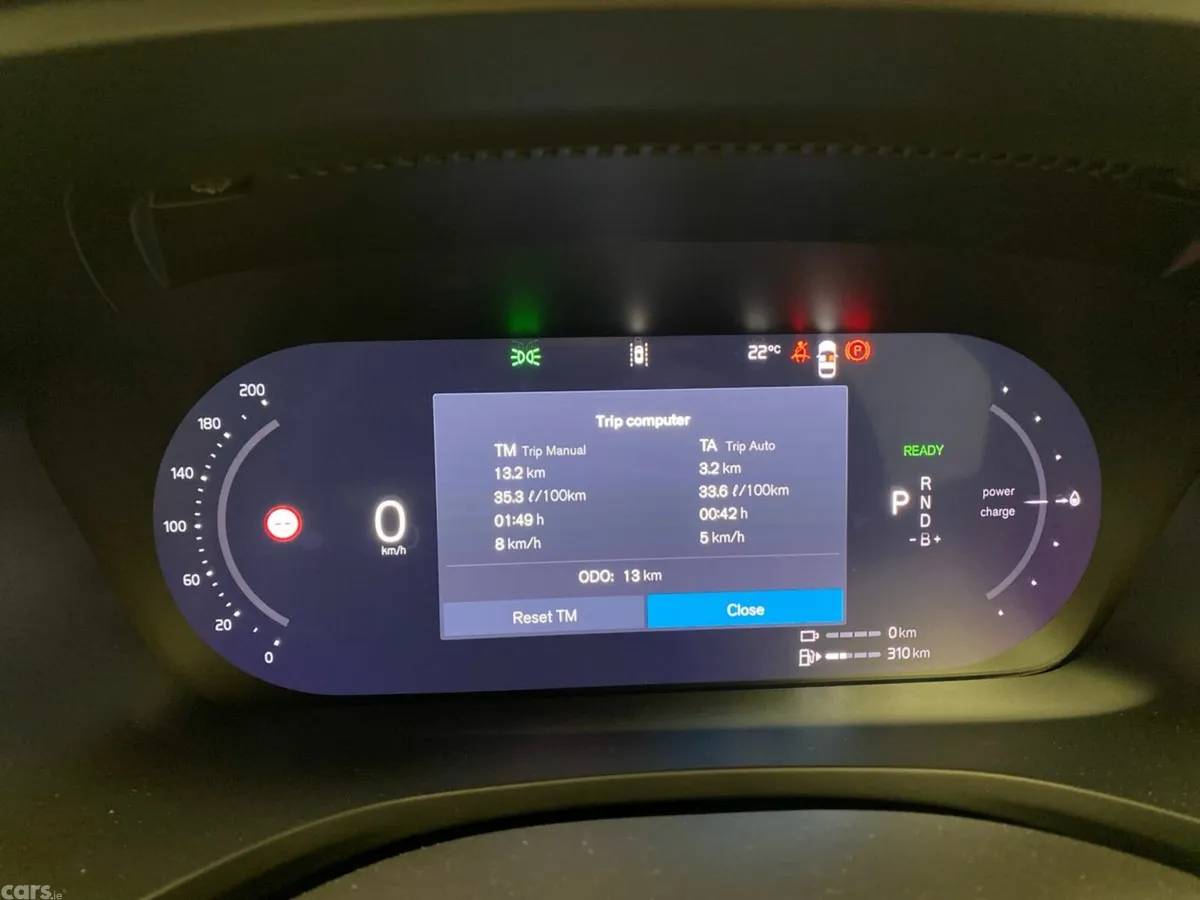 Volvo V60 Estate, Petrol Plug-in Hybrid, 2026, Blue