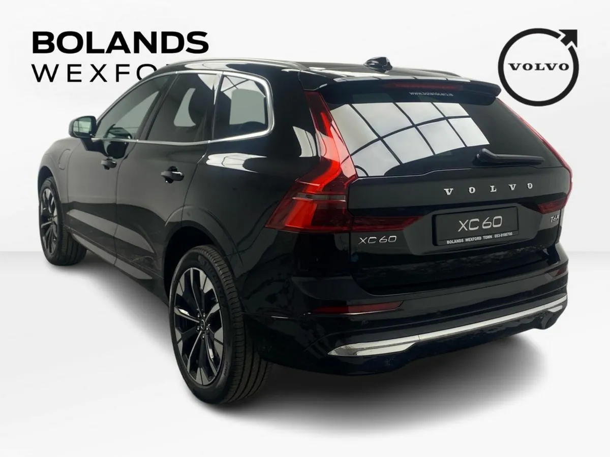 Volvo XC60 SUV, Petrol Plug-in Hybrid, 2026, Black