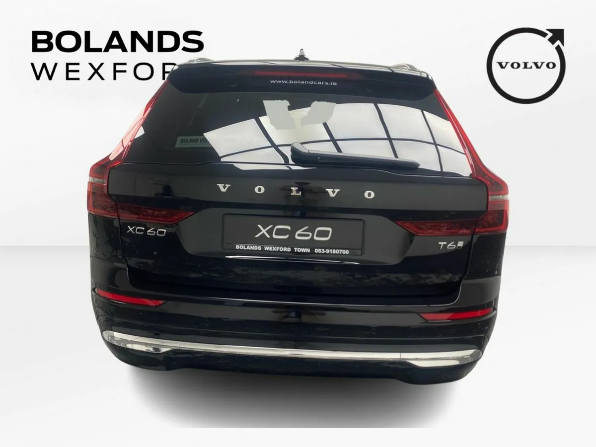 Volvo XC60 SUV, Petrol Plug-in Hybrid, 2026, Black