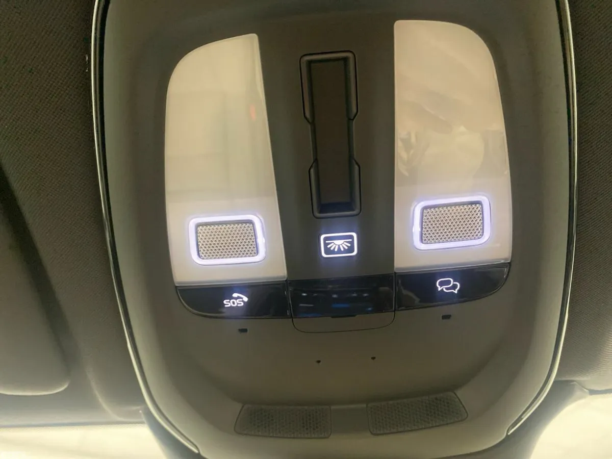 Volvo XC60 SUV, Petrol Plug-in Hybrid, 2026, Black