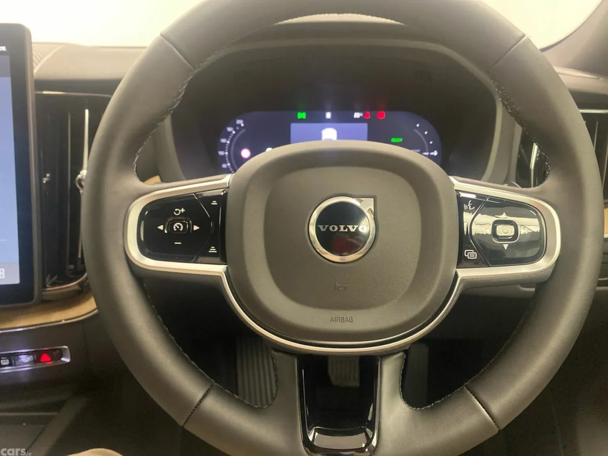 Volvo XC60 SUV, Petrol Plug-in Hybrid, 2027, Silver