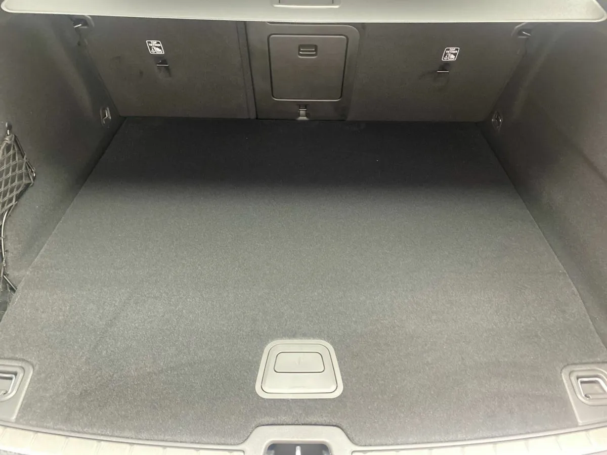 Volvo XC60 SUV, Petrol Plug-in Hybrid, 2027, Silver