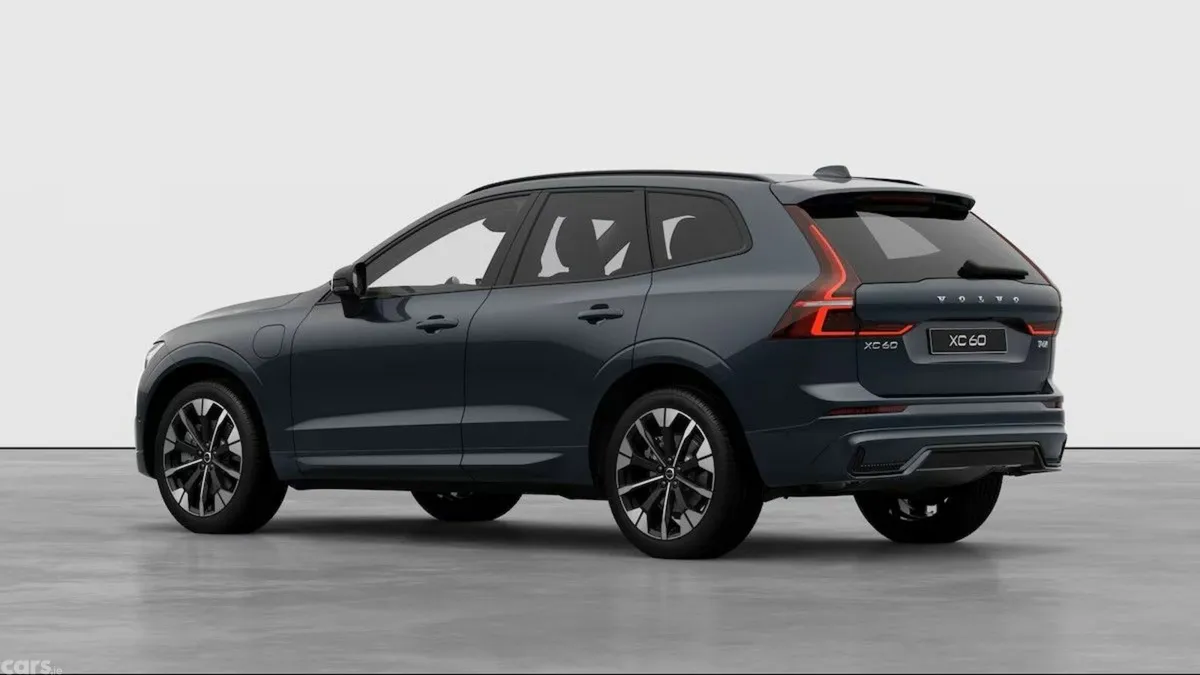 Volvo XC60 SUV, Petrol Plug-in Hybrid, 2027, Blue