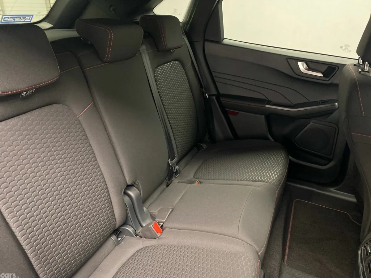 Ford Kuga SUV, Petrol Hybrid, 2026, Blue
