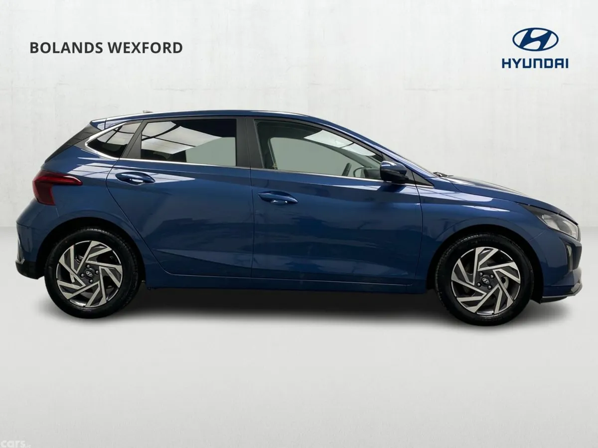 Hyundai i20 Hatchback, Petrol, 2026, Blue