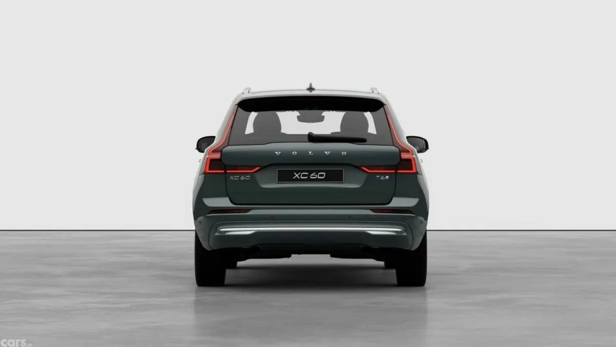 Volvo XC60 Estate, Petrol Plug-in Hybrid, 2027, Green