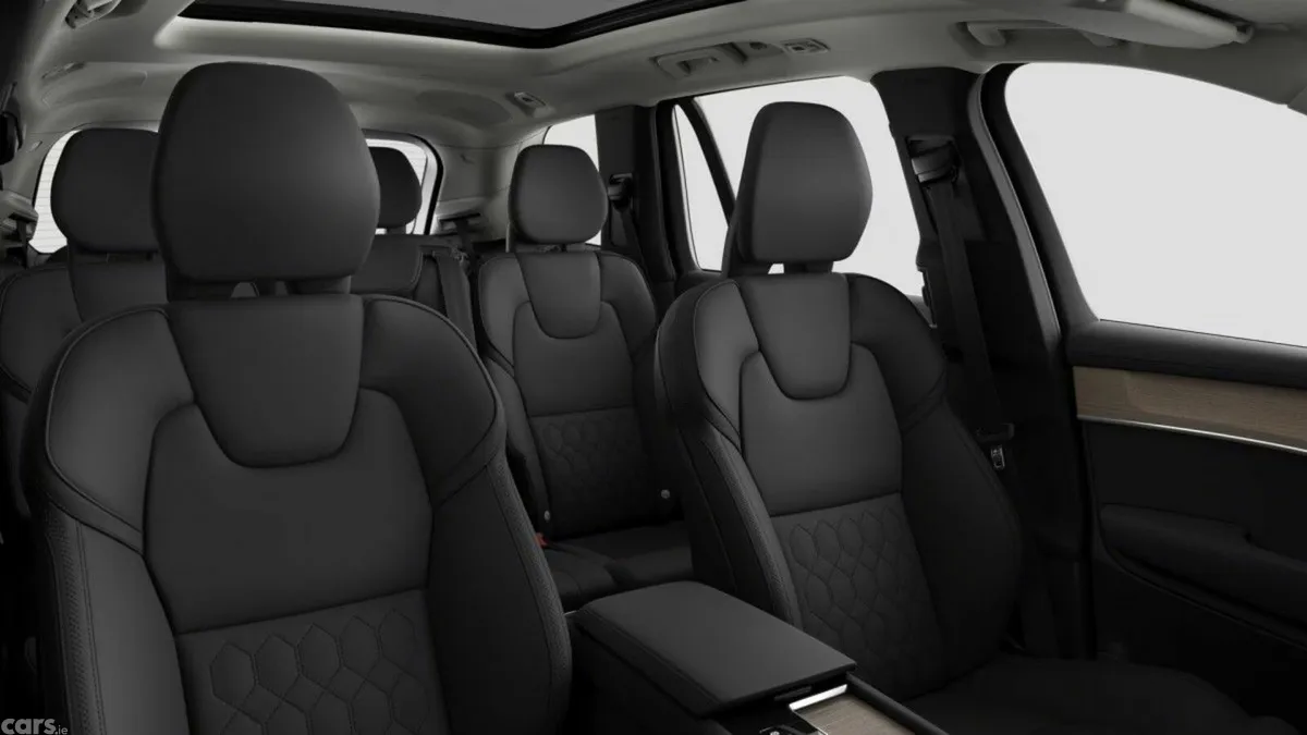 Volvo XC90 SUV, Petrol Plug-in Hybrid, 2027, Silver