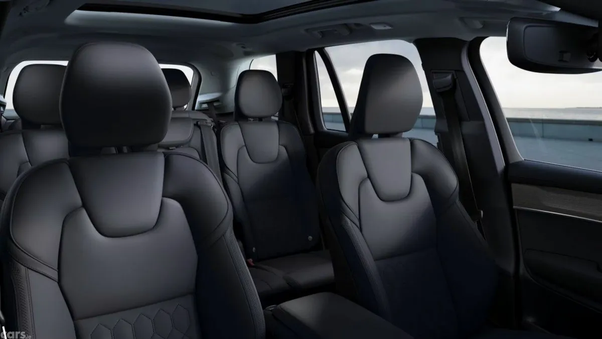 Volvo XC90 SUV, Petrol Plug-in Hybrid, 2027, Silver