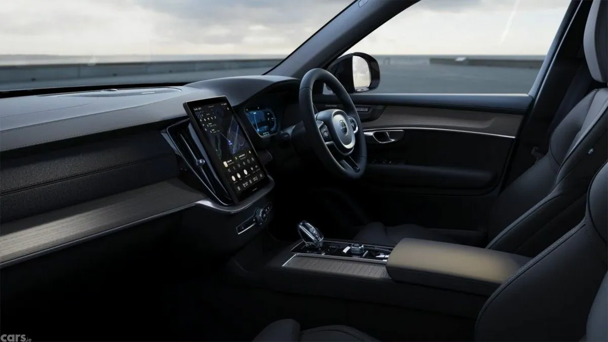 Volvo XC90 SUV, Petrol Plug-in Hybrid, 2027, Silver