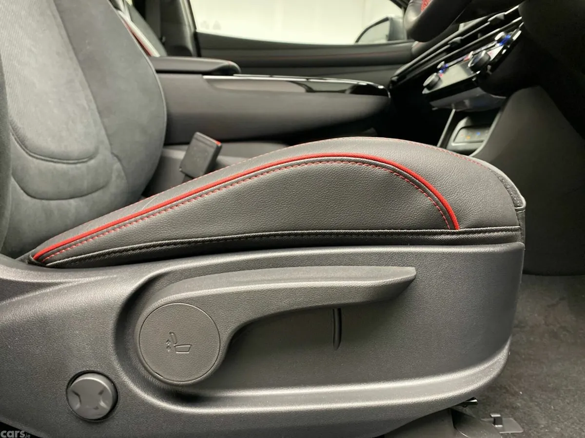 Hyundai Tucson SUV, Petrol Plug-in Hybrid, 2026, Grey