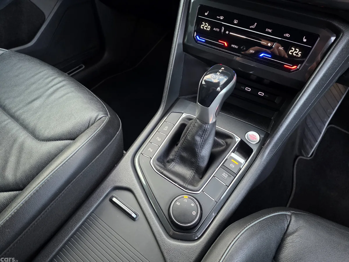 SEAT Tarraco MPV, Diesel, 2022, Grey