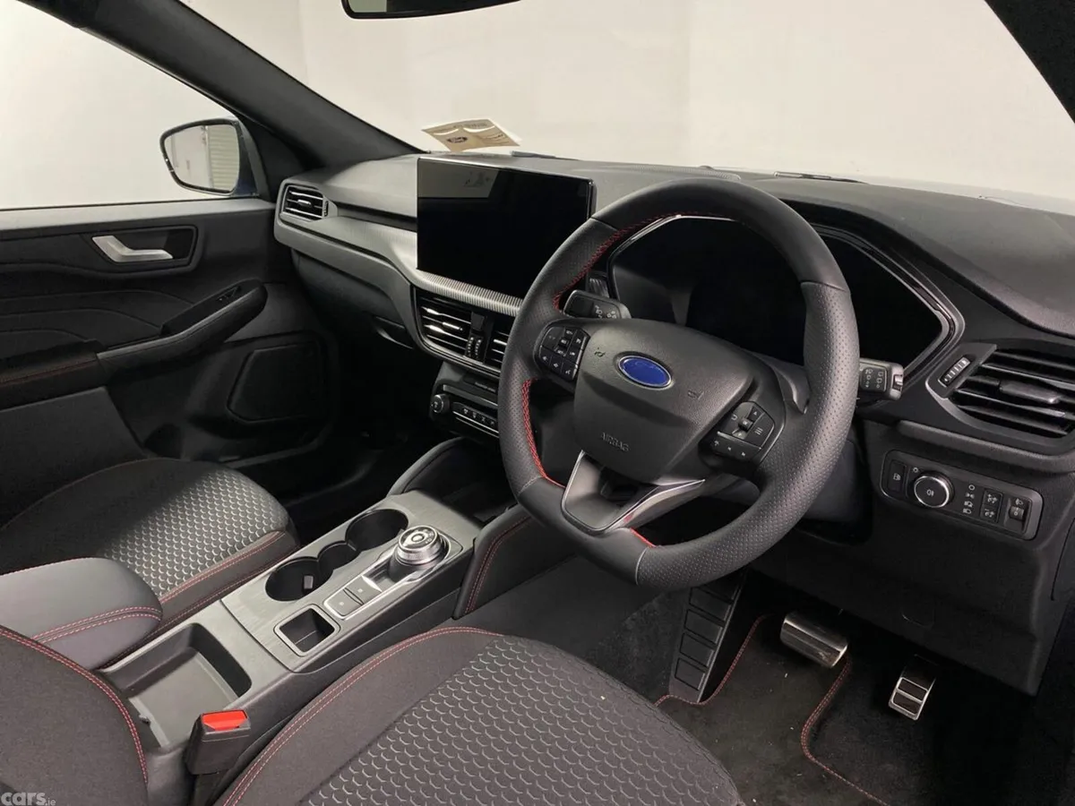 Ford Kuga SUV, Petrol Plug-in Hybrid, 2026, 