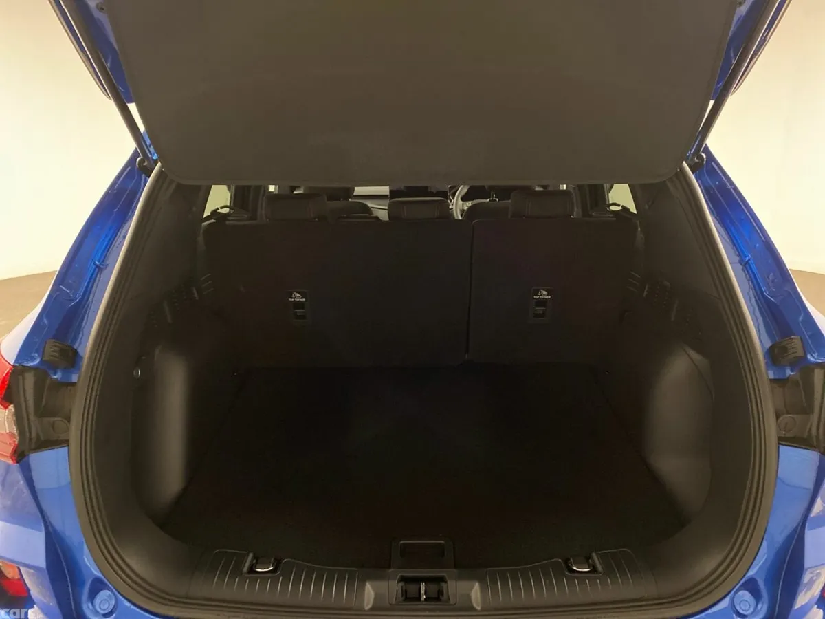 Ford Kuga SUV, Petrol Plug-in Hybrid, 2026, 