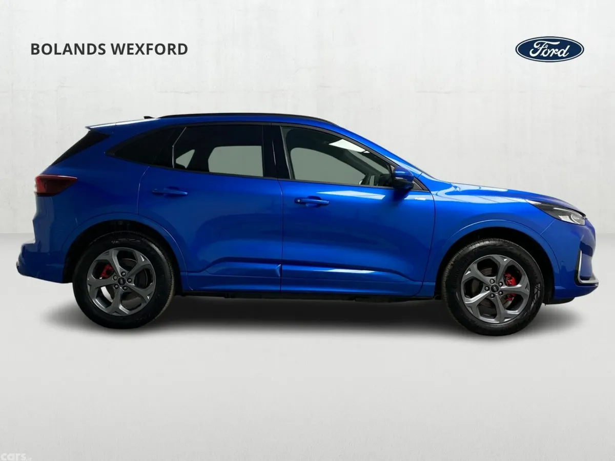 Ford Kuga SUV, Petrol Plug-in Hybrid, 2026, Blue