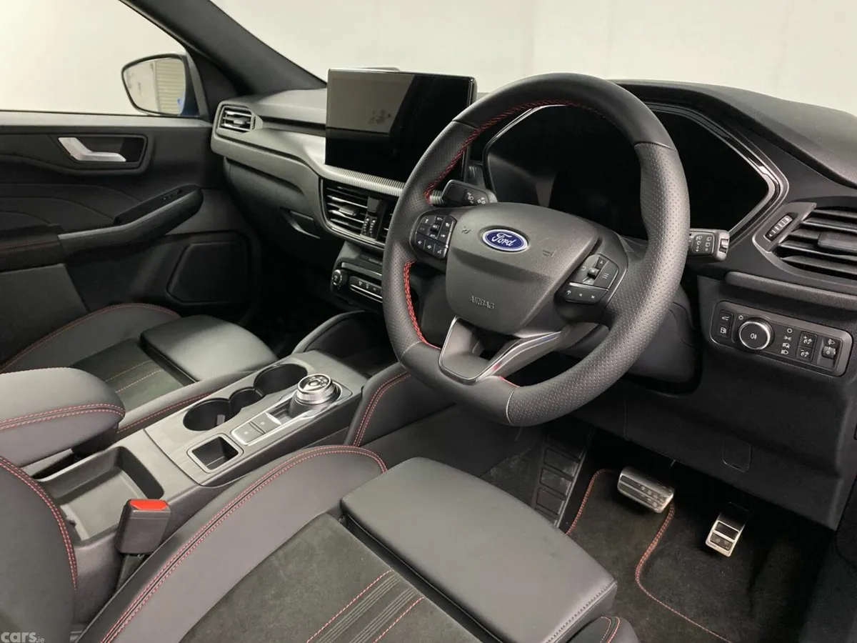 Ford Kuga SUV, Petrol Plug-in Hybrid, 2026, Blue