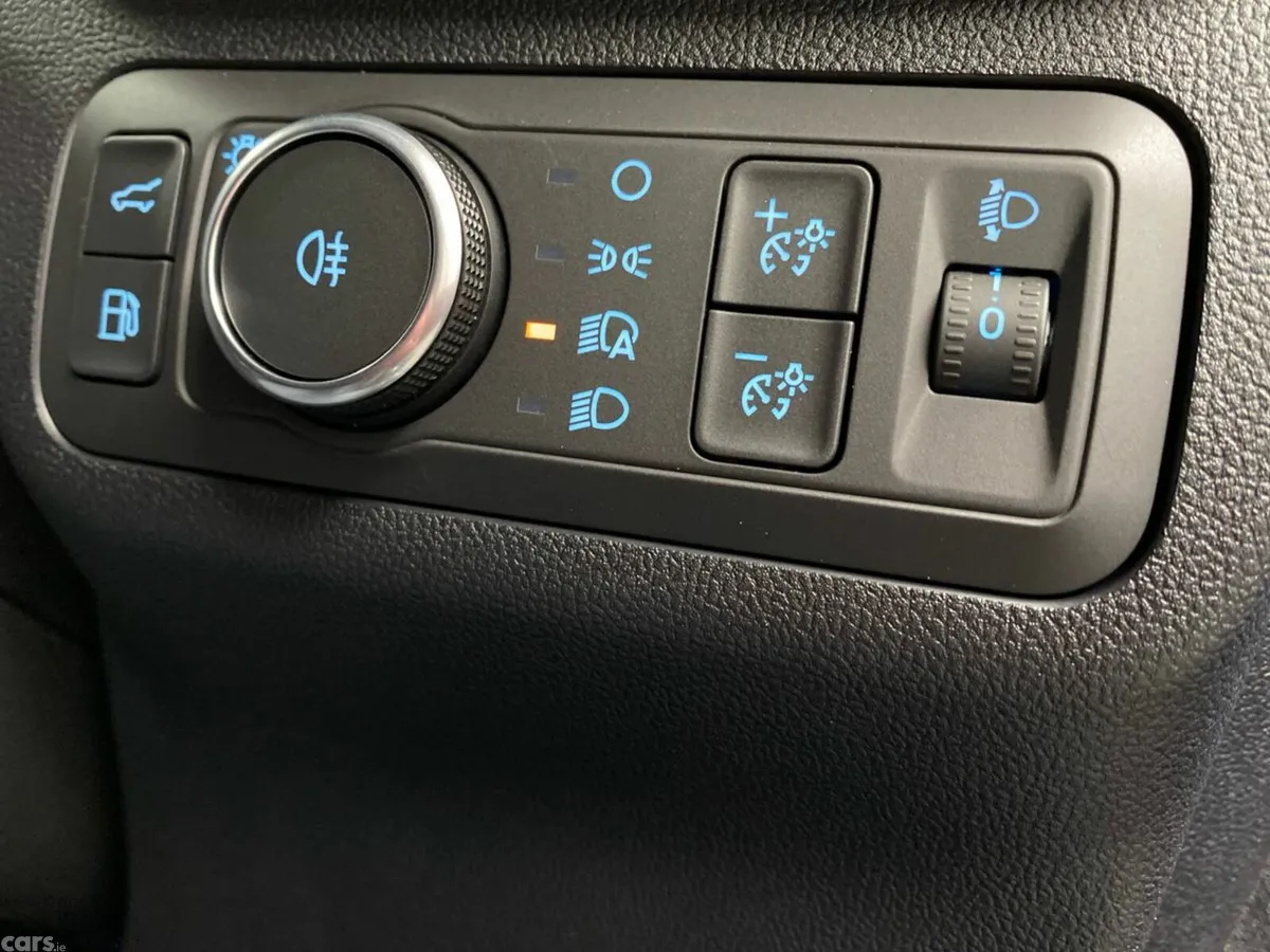 Ford Kuga SUV, Petrol Plug-in Hybrid, 2026, Blue