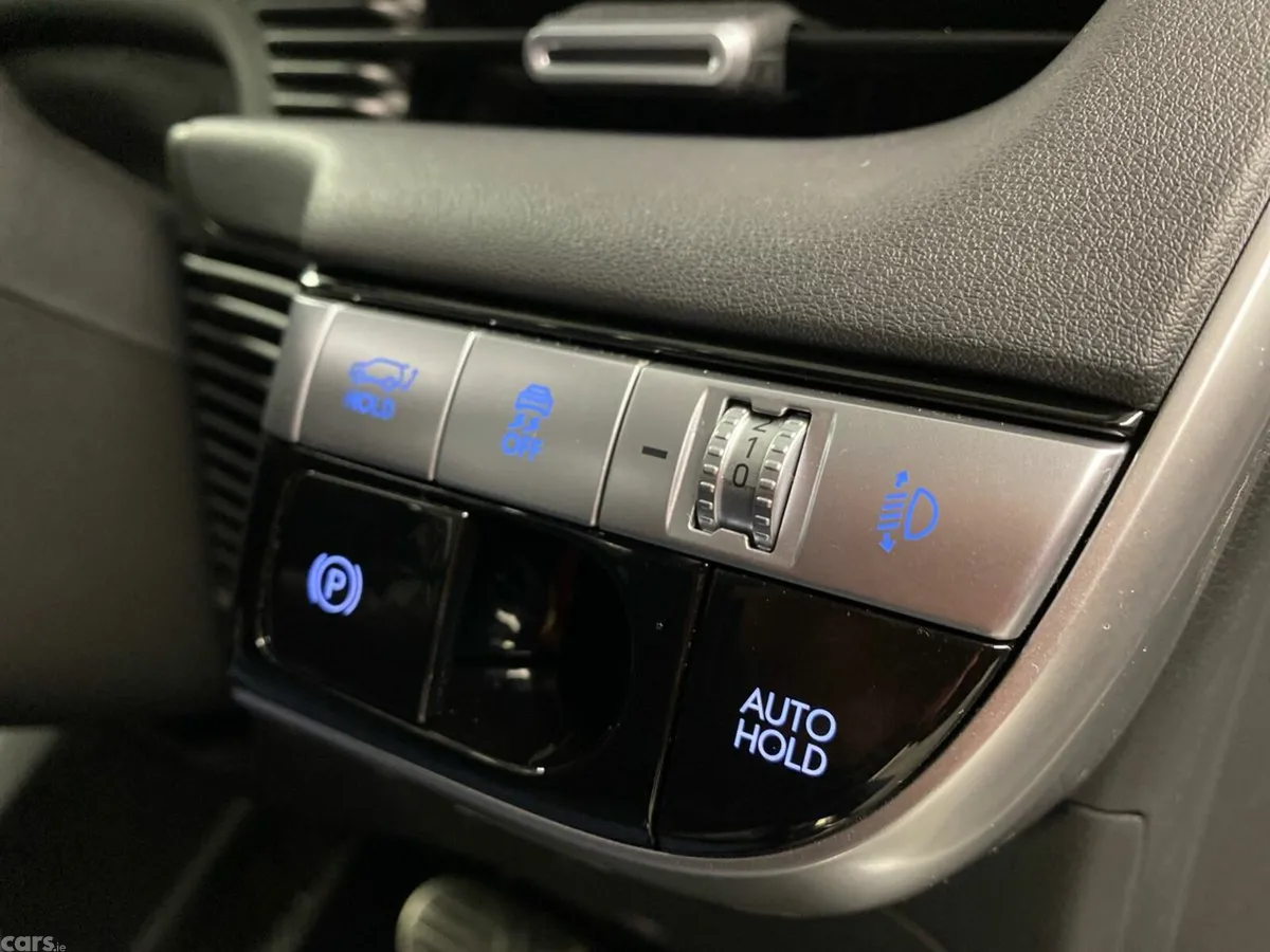 Hyundai IONIQ 5 Hatchback, Electric, 2026, White