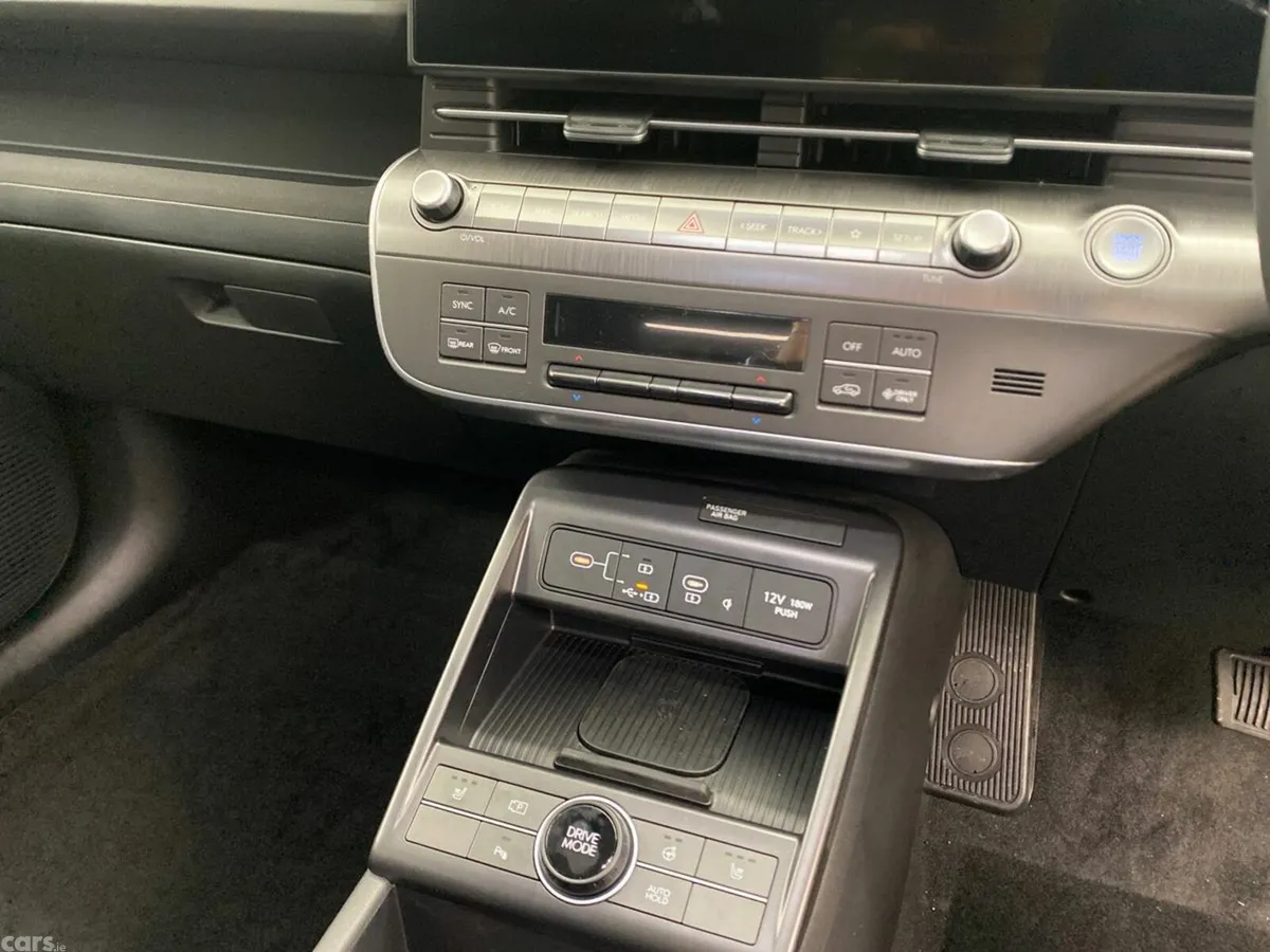 Hyundai KONA SUV, Petrol Hybrid, 2026, White