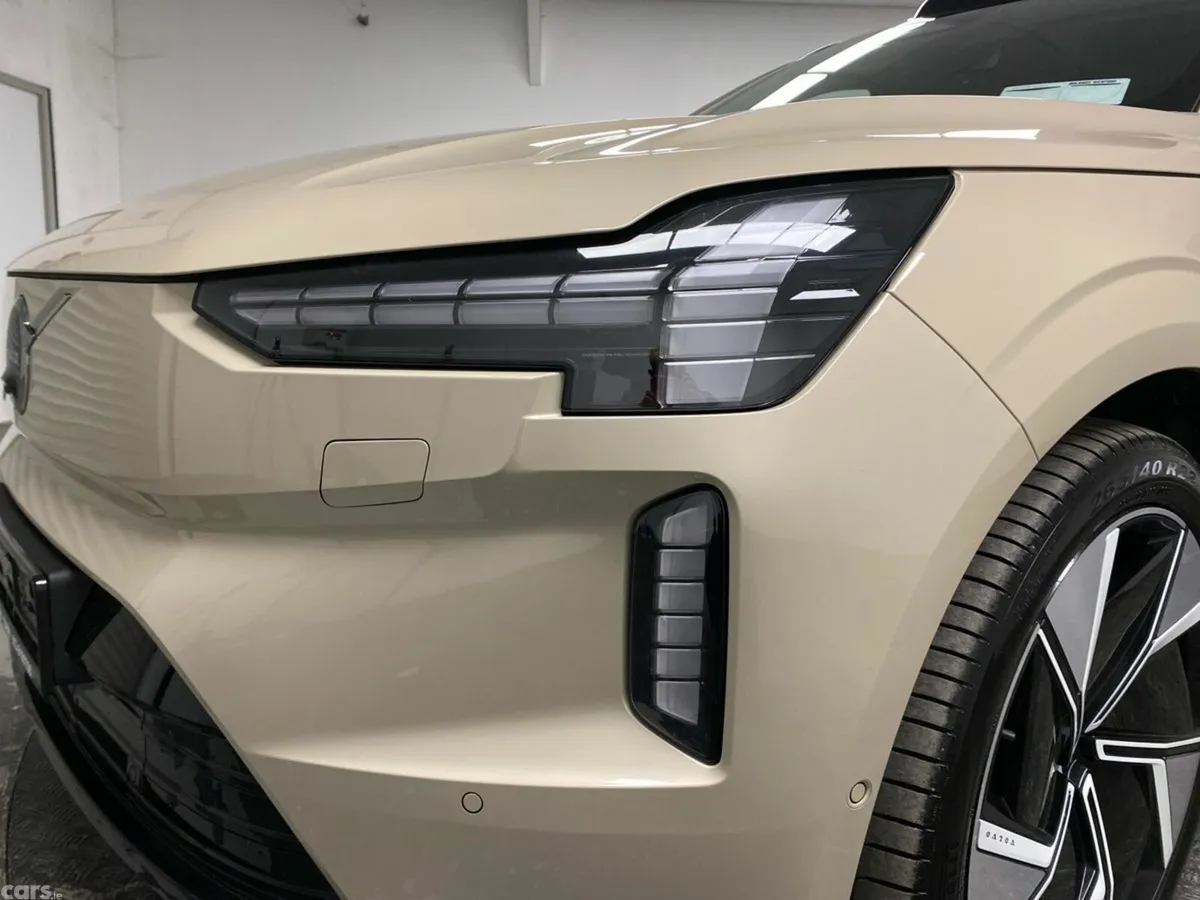 Volvo EX90 MPV, Electric, 2027, Brown
