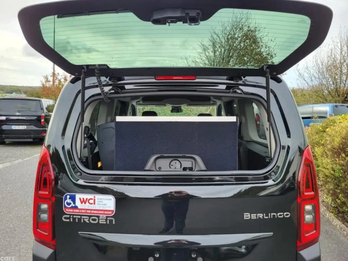 Citroen Berlingo MPV, Diesel, 2026, Black