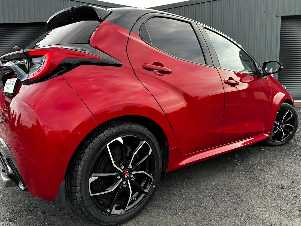 Toyota Yaris Hatchback, Petrol Hybrid, 2022, Red