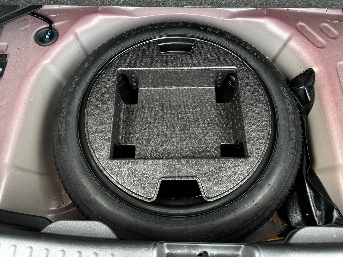 Toyota Yaris Hatchback, Petrol Hybrid, 2022, Red