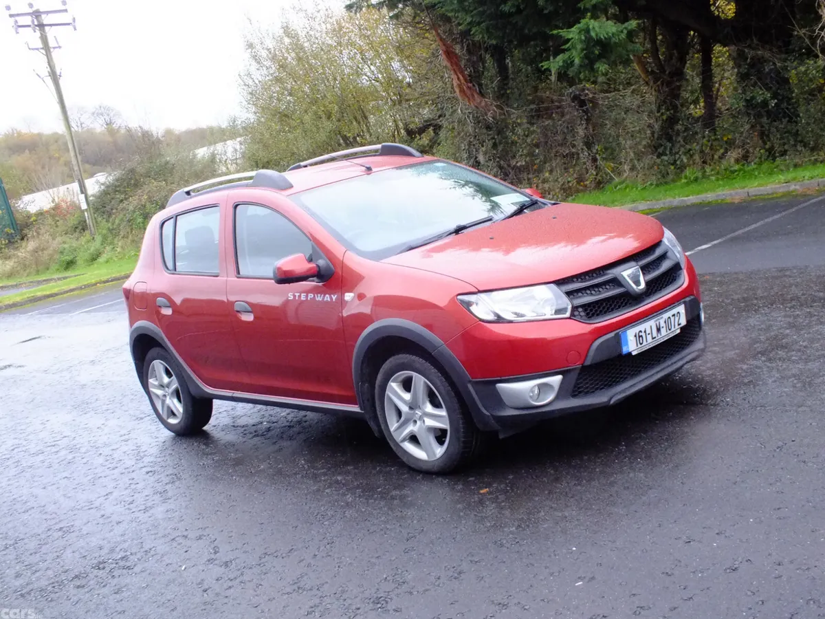 Dacia Sandero Stepway Hatchback, Diesel, 2016, Red
