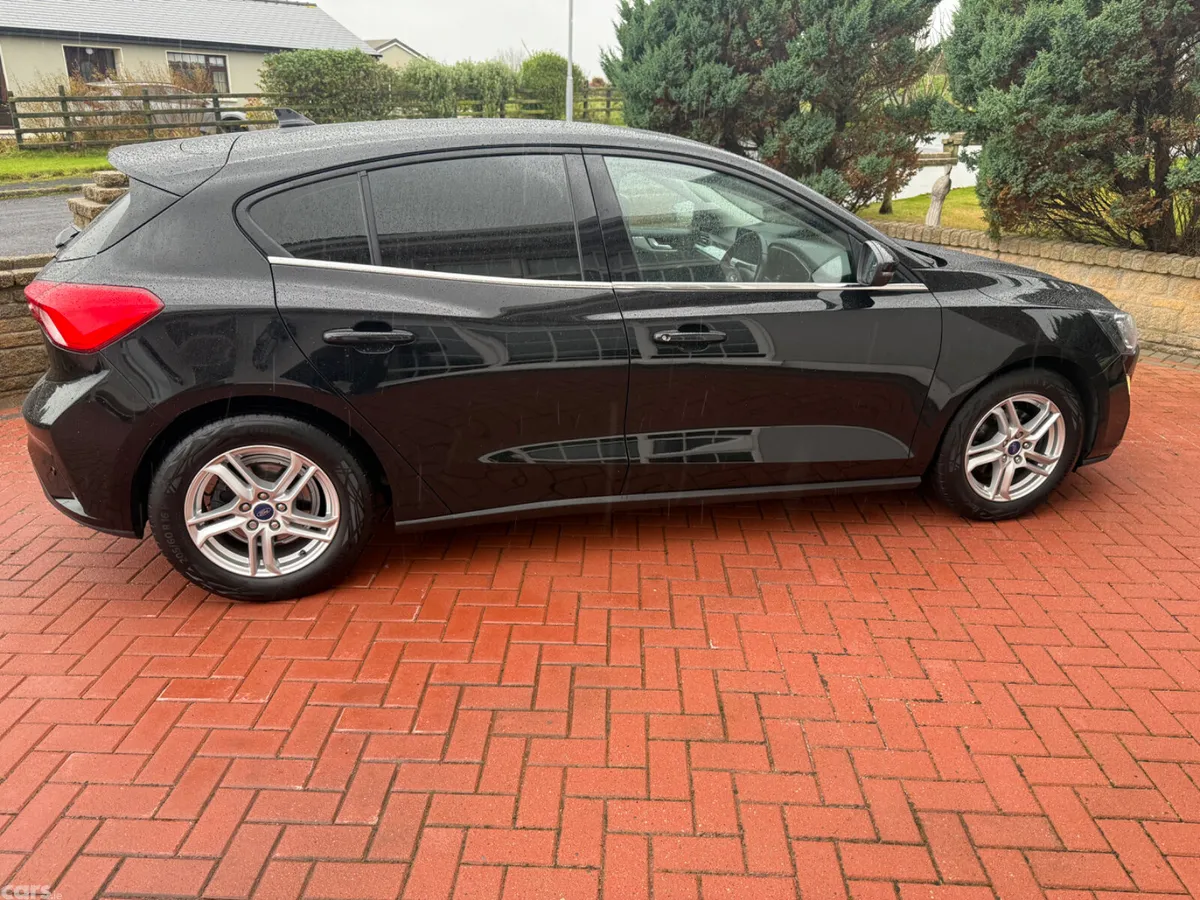 Ford Focus Hatchback, Diesel, 2021, Black