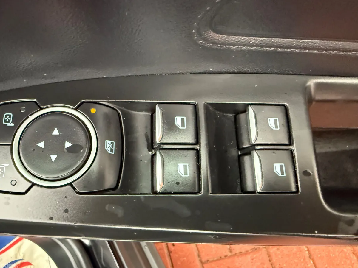 Ford Focus Hatchback, Diesel, 2021, Black