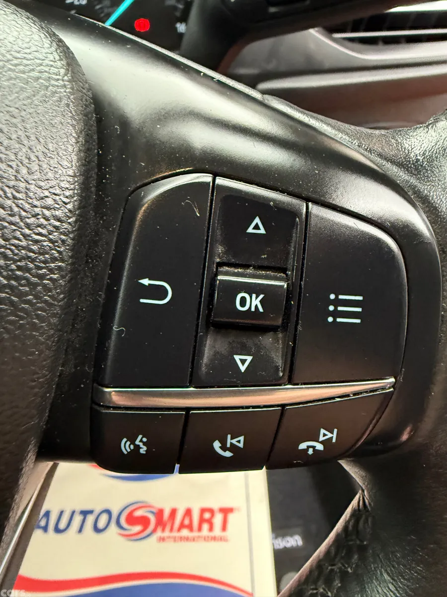 Ford Focus Hatchback, Diesel, 2021, Black