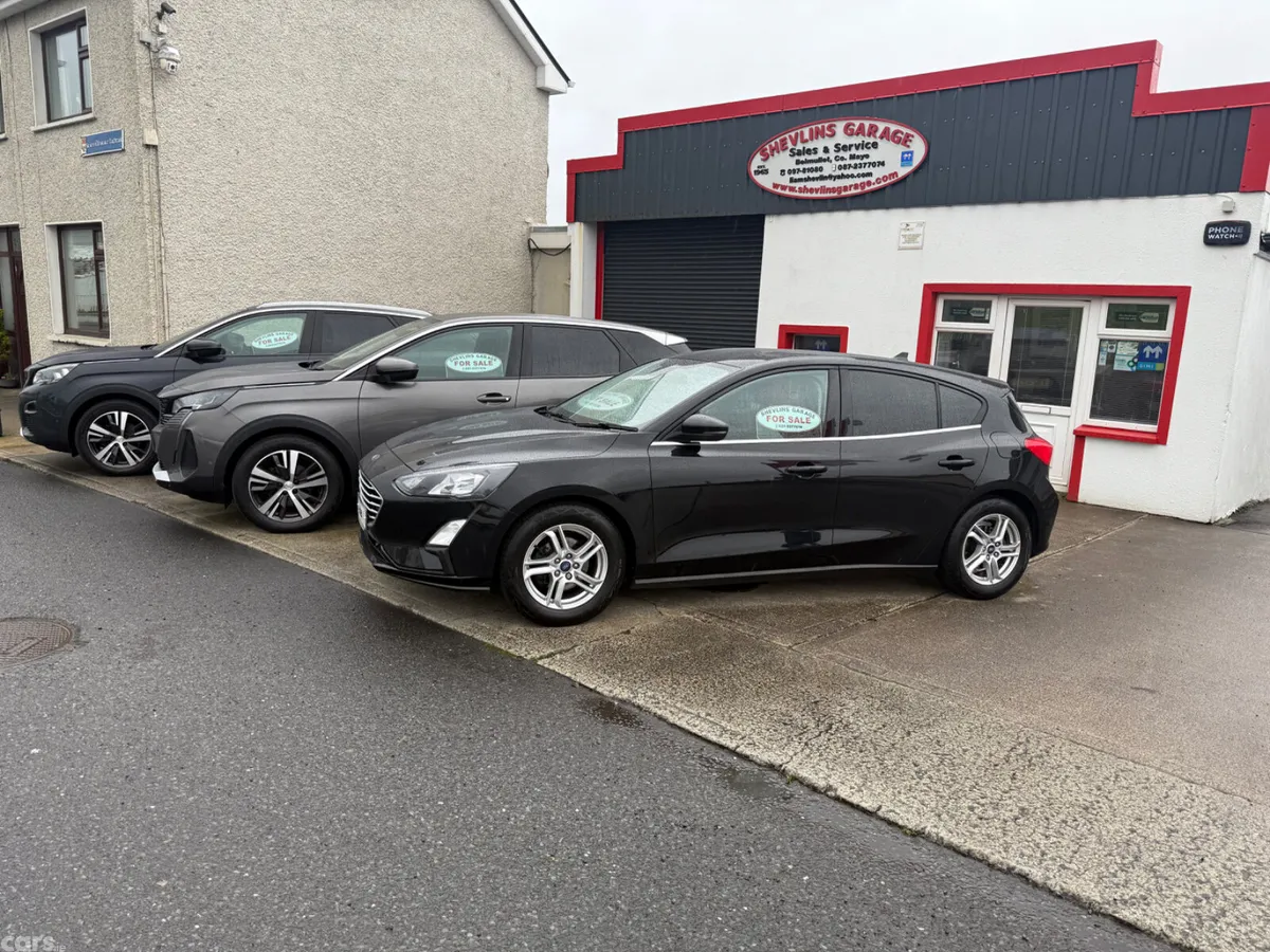 Ford Focus Hatchback, Diesel, 2021, Black