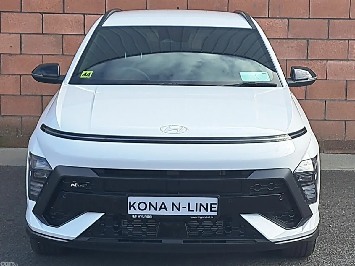 Hyundai KONA MPV, Petrol, 2027, White