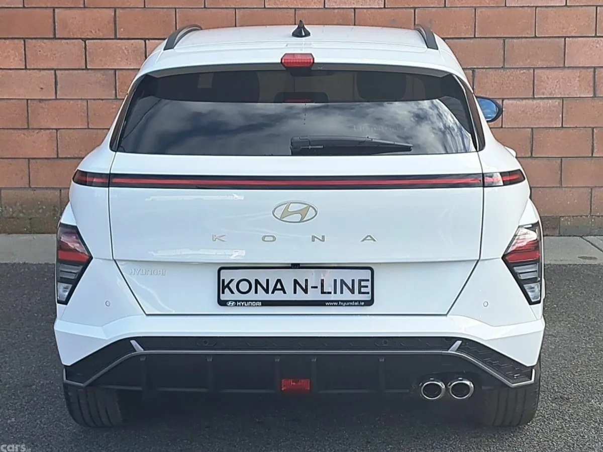 Hyundai KONA MPV, Petrol, 2027, White