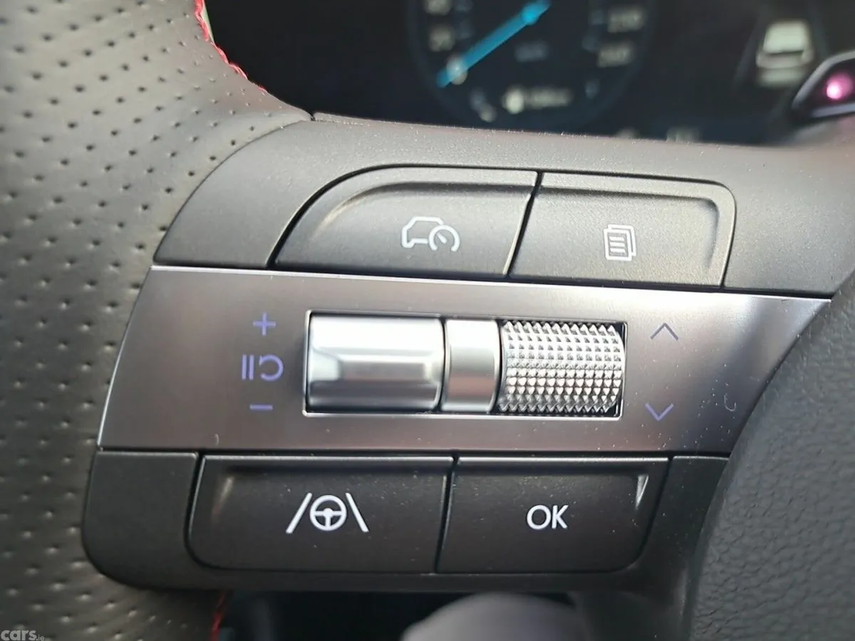 Hyundai KONA MPV, Petrol, 2027, White