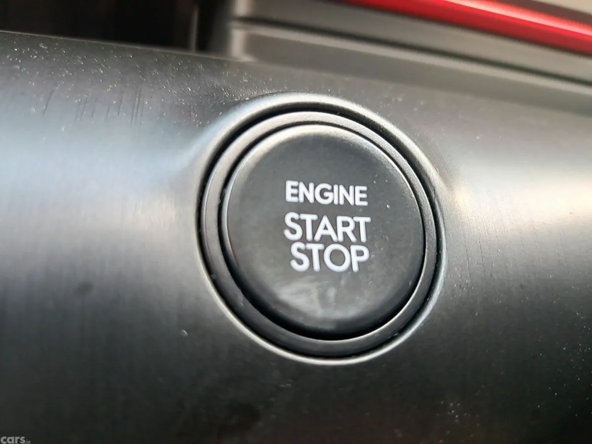 Hyundai KONA MPV, Petrol, 2027, White