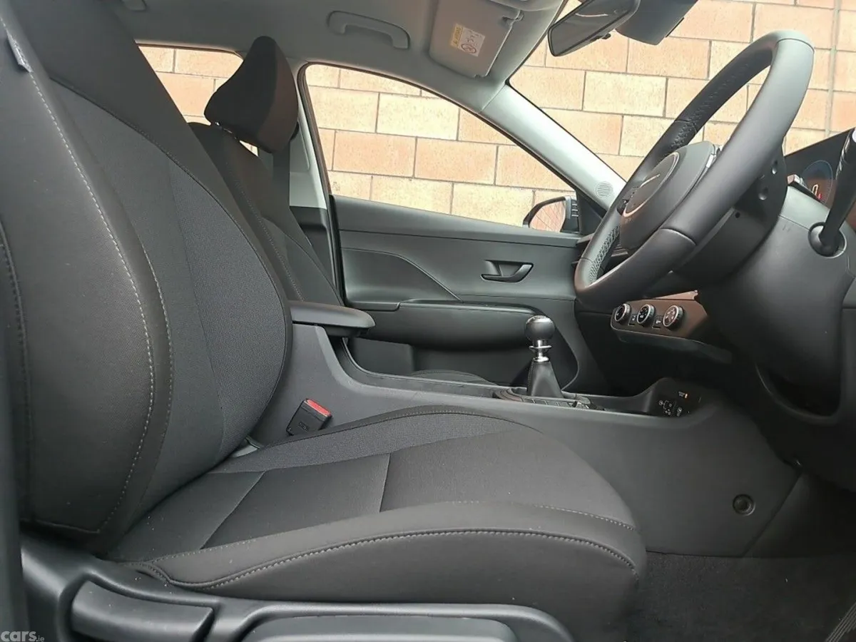 Hyundai KONA MPV, Petrol, 2027, Black