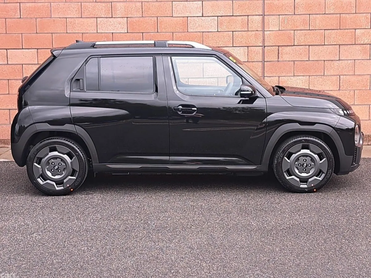 Hyundai INSTER SUV, Electric, 2027, Black