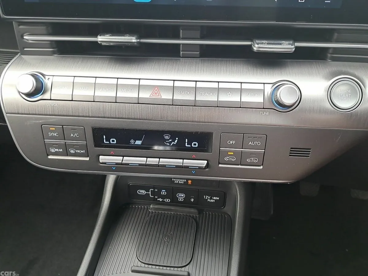 Hyundai KONA MPV, Petrol, 2027, Blue