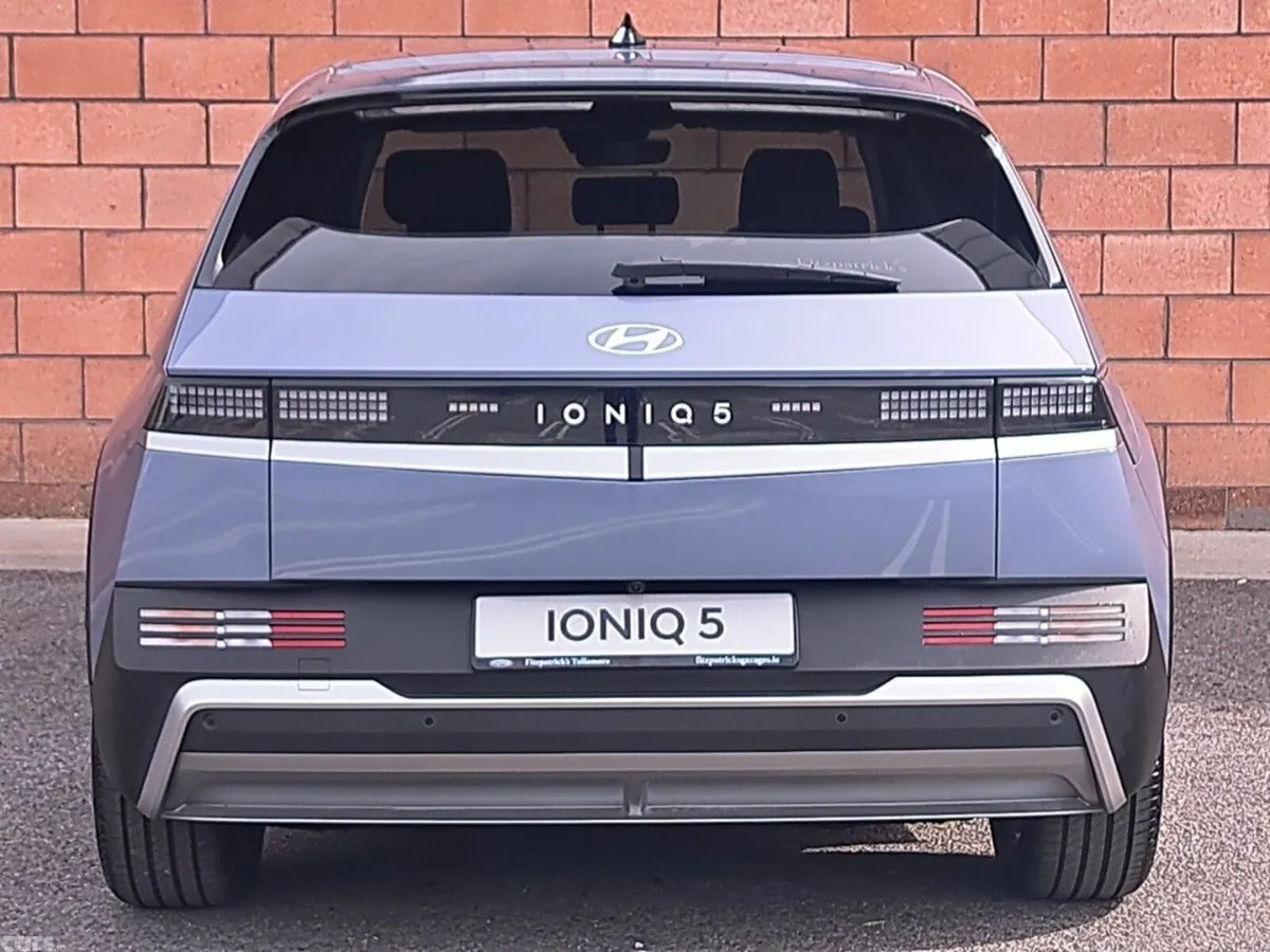Hyundai IONIQ 5 MPV, Electric, 2027, Blue