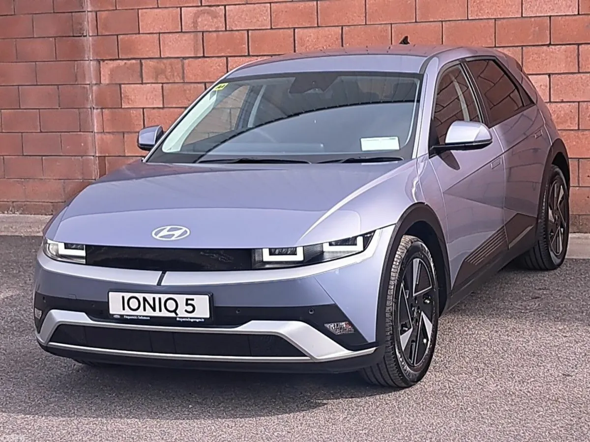 Hyundai IONIQ 5 MPV, Electric, 2027, Blue