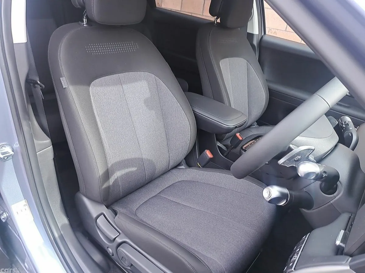 Hyundai IONIQ 5 MPV, Electric, 2027, Blue