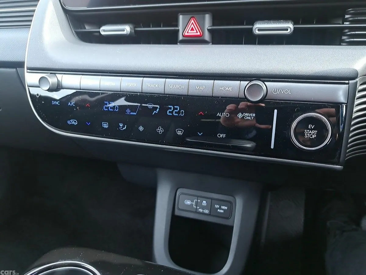 Hyundai IONIQ 5 MPV, Electric, 2027, Blue