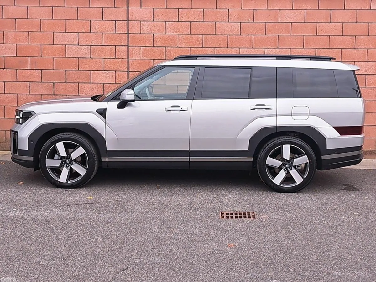 Hyundai Santa Fe SUV, Petrol Plug-in Hybrid, 2027, Silver
