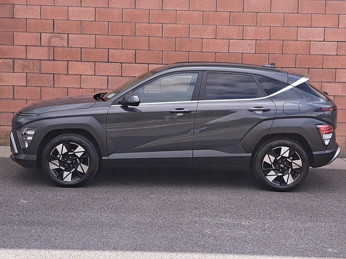 Hyundai KONA MPV, Petrol Hybrid, 2027, Grey