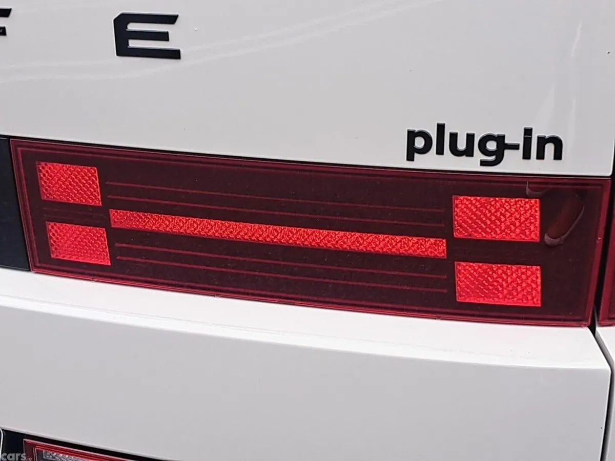 Hyundai Santa Fe SUV, Petrol Plug-in Hybrid, 2027, White